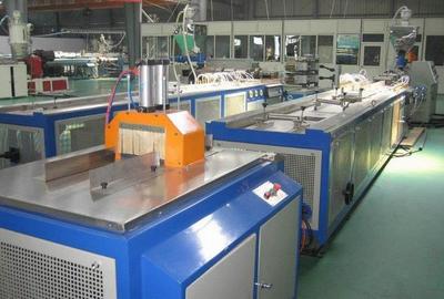 我國塑料機(jī)械設(shè)備應(yīng)用廣泛需求大，技術(shù)創(chuàng)新驅(qū)動機(jī)械設(shè)備研發(fā)升級